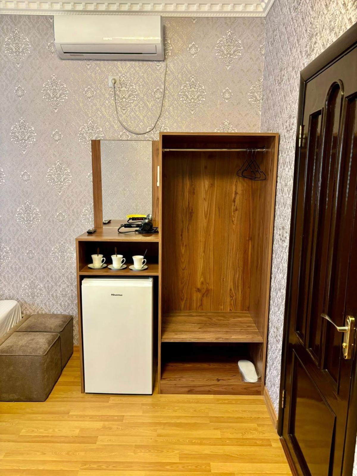 Styopa Hotel Yerevan Exterior photo