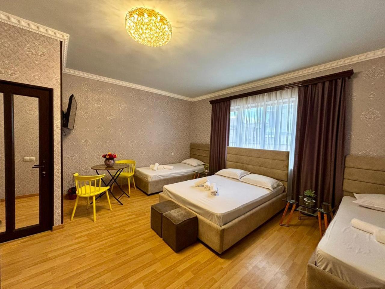 Styopa Hotel Yerevan Exterior photo